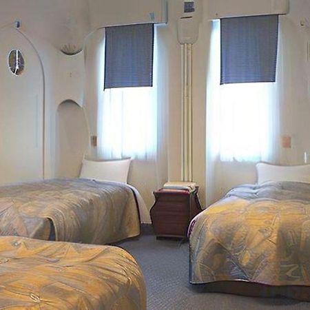 Arabian Art Hotel & Gallery Onjuku Bagian luar foto