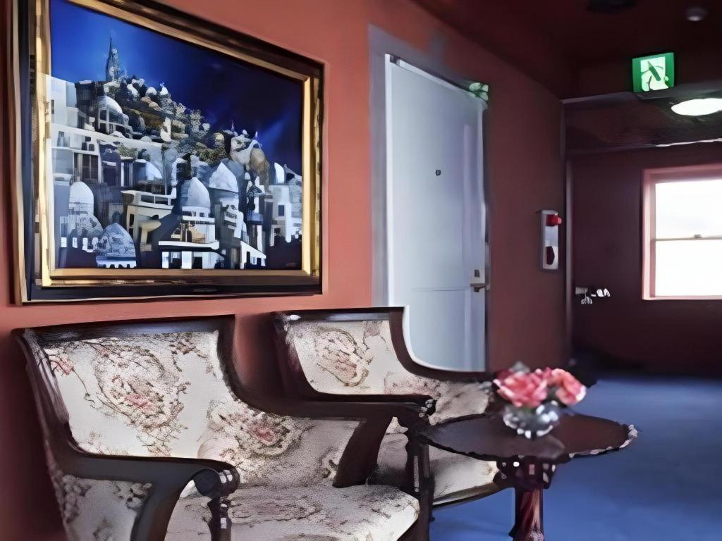 Arabian Art Hotel & Gallery Onjuku Bagian luar foto