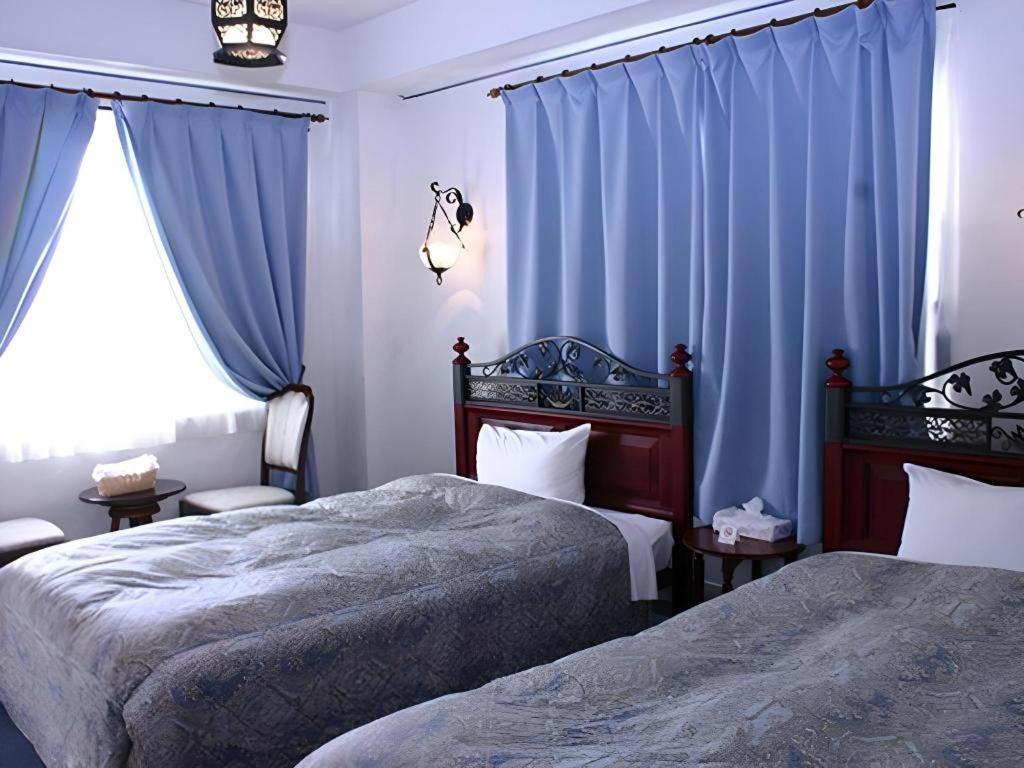 Arabian Art Hotel & Gallery Onjuku Bagian luar foto