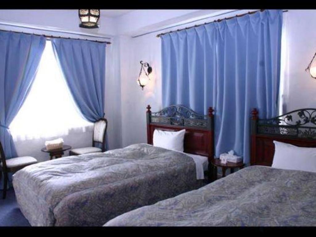 Arabian Art Hotel & Gallery Onjuku Bagian luar foto